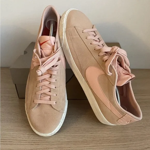 Nike SB Blazer Low Pink Orange Suede Lace-Up Sneakers 371760-801- Mens Size 12 - Picture 1 of 11
